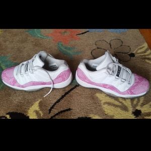 retro 11 pink snakeskin
